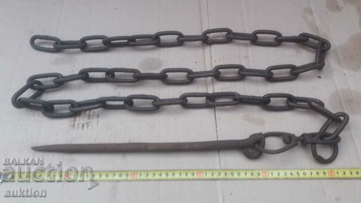 OLD SHACK, WEDGE, CHAIN FOR ANIMALS - 6 OLD SHACK, WEDGE, CHAIN FOR ANIMALS - 6