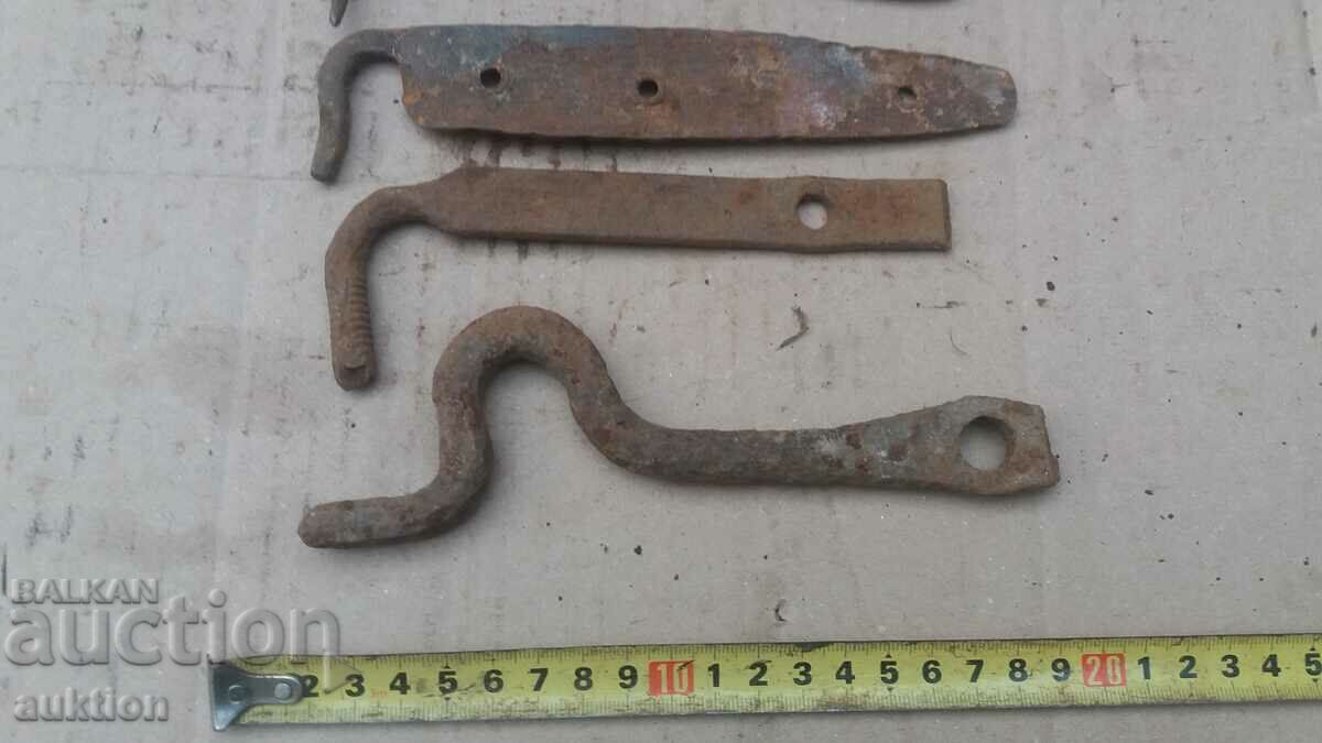 LOT OF 4 FORGED GATE LATCHES - 6 LOT OF 4 FORGED GATE LATCHES - 6