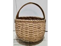 Old wicker basket paner basket