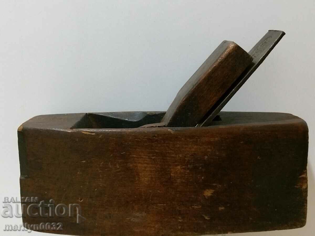 Auction Antique woodworking planer Auction Antique woodworking planer