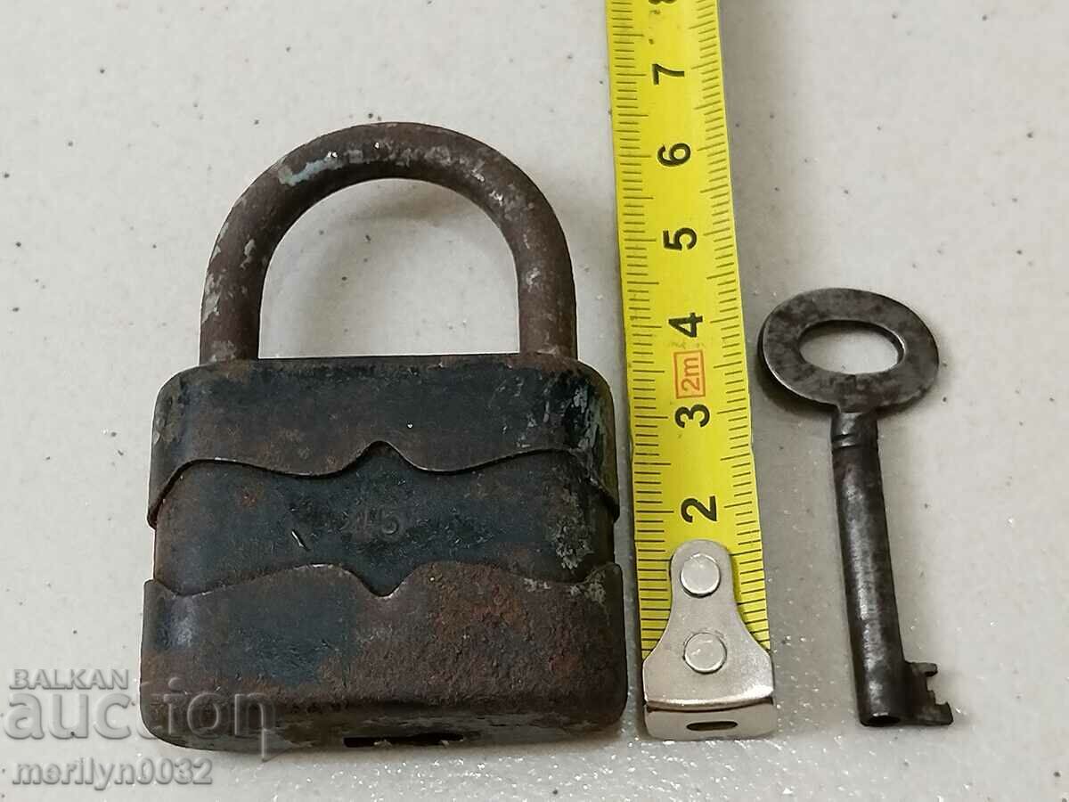 Παλιό λουκέτο με λουκέτο, μάνδαλο, βαλίτσα - 6 Παλιό λουκέτο με λουκέτο, μάνδαλο, βαλίτσα - 6