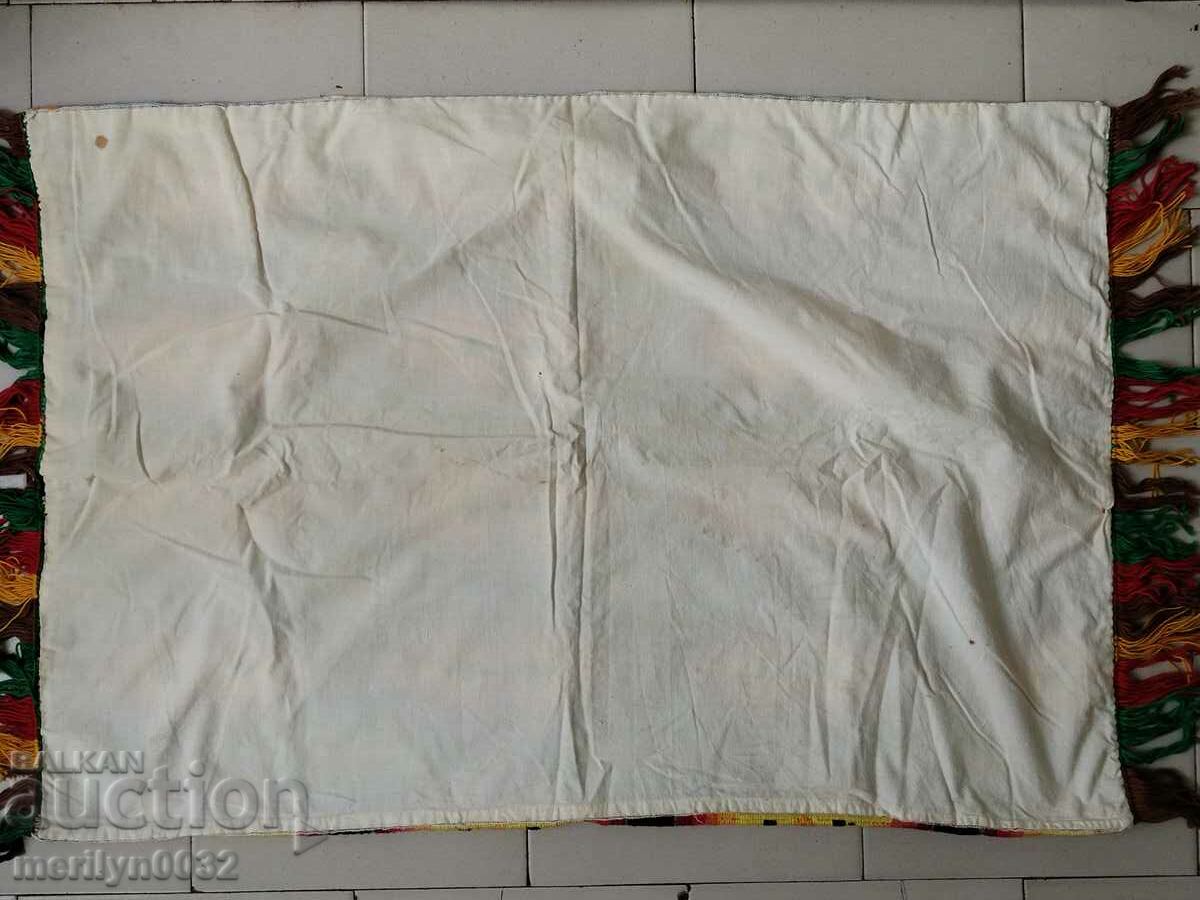 Delivery of Old tapestry for wall embroidery panel, carpet picture Delivery of Old tapestry for wall embroidery panel, carpet picture