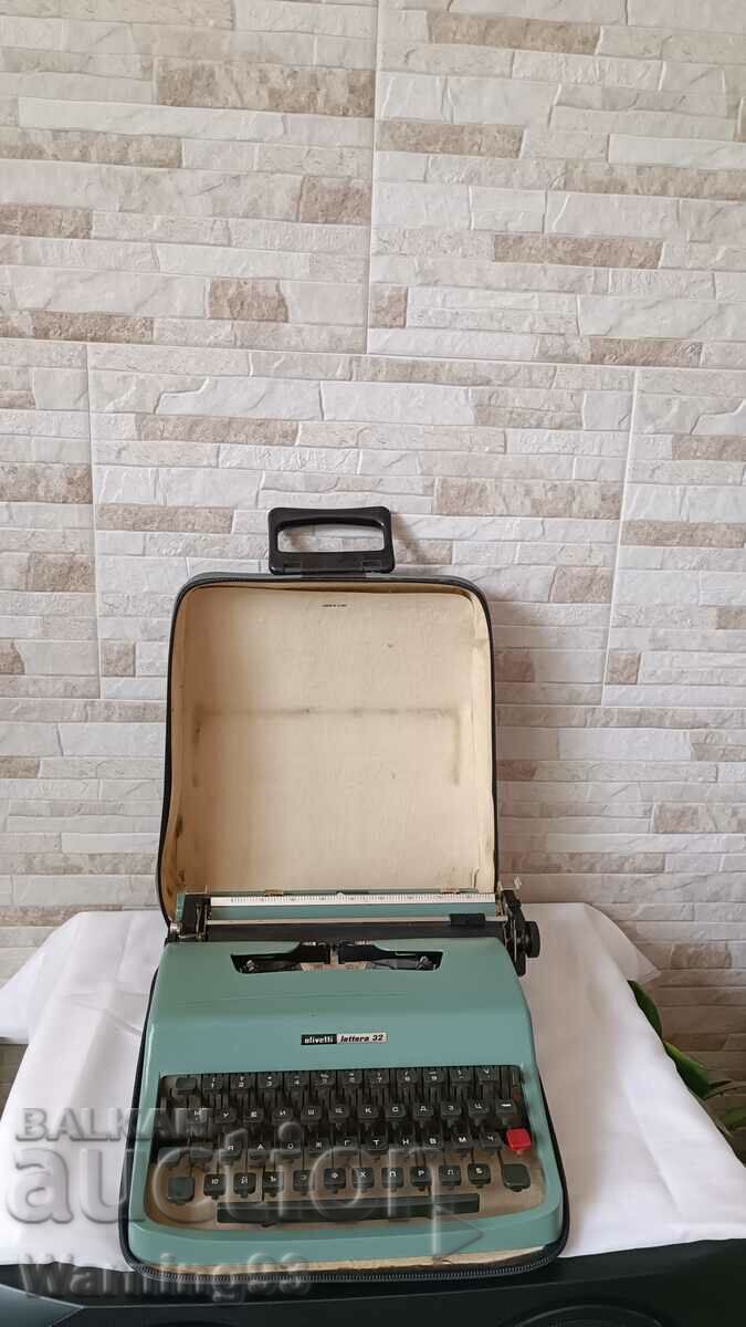 Παλιά γραφομηχανή Olivetti lettera 22 - Ιταλία - 1950