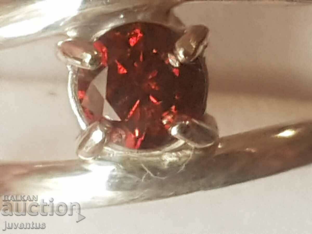 SILVER RING WITH RED DIAMOND CERTIFICATE