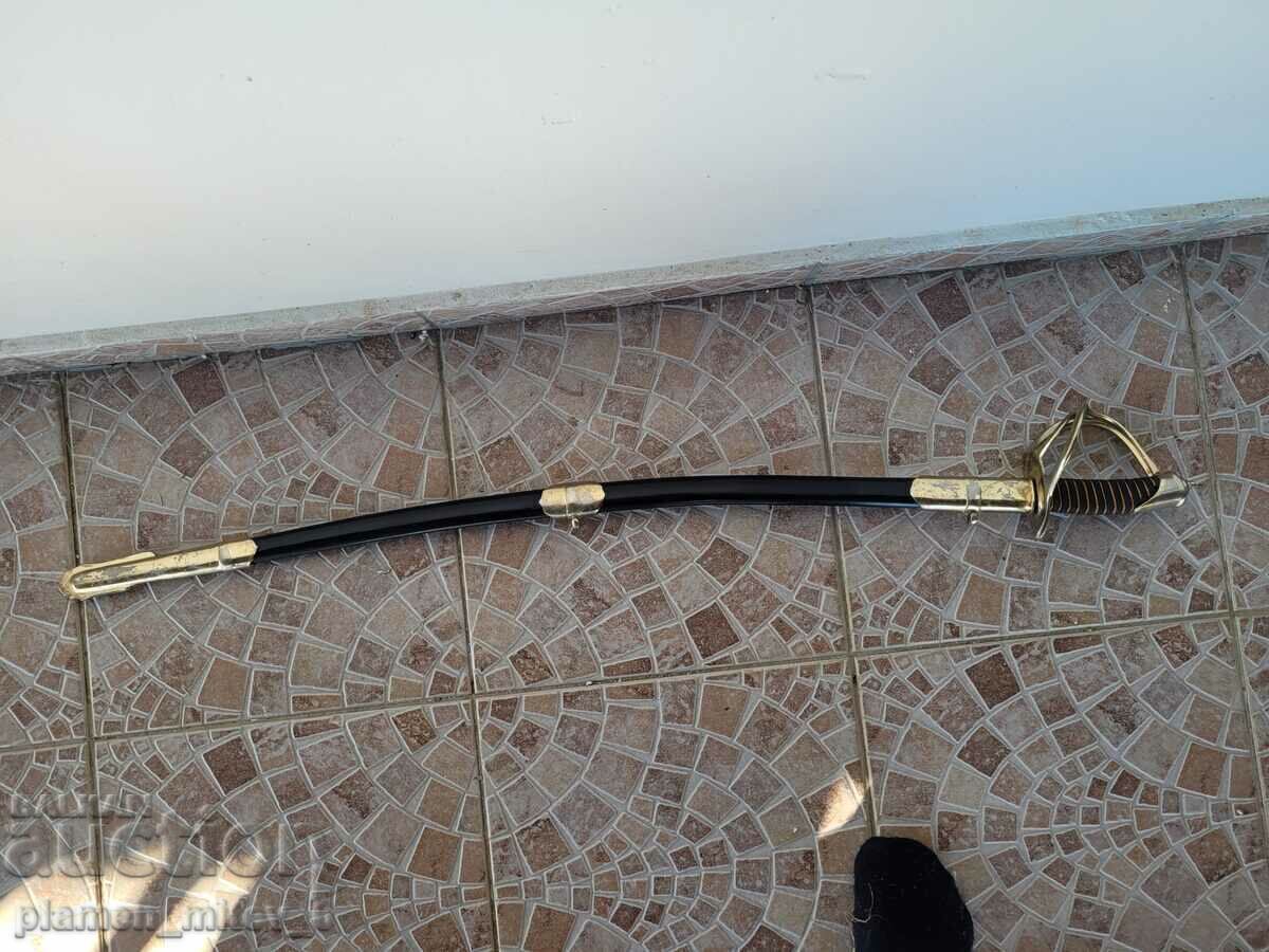 Livrarea Sabie, palaș, spadă