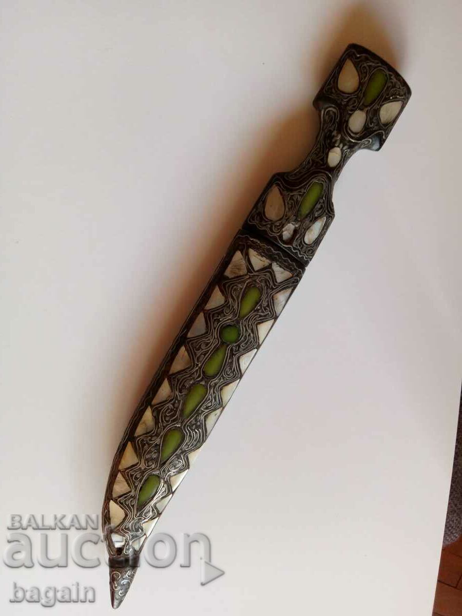 A unique Montenegrin knife.