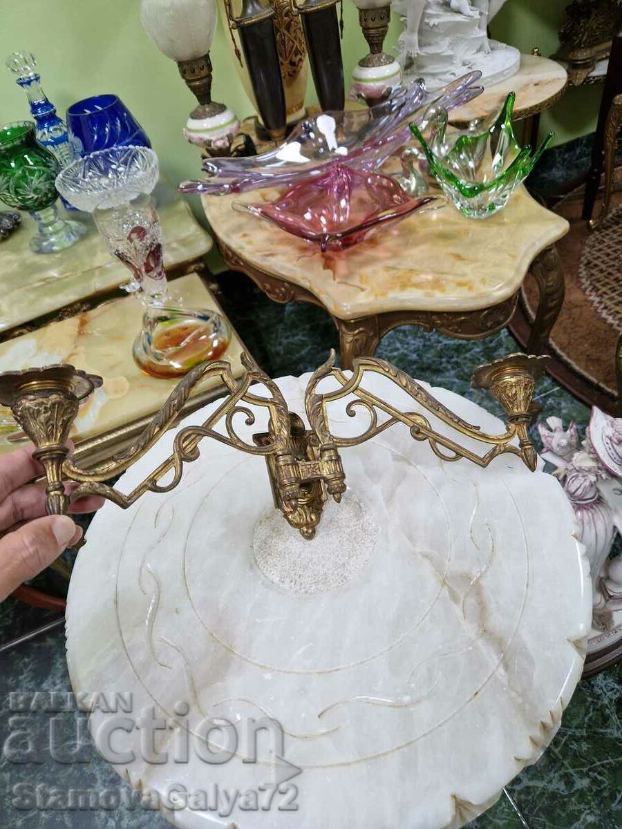 Licitație Un suport de lumânare pentru pian antic rar, francez, din bronz Licitație Un suport de lumânare pentru pian antic rar, francez, din bronz