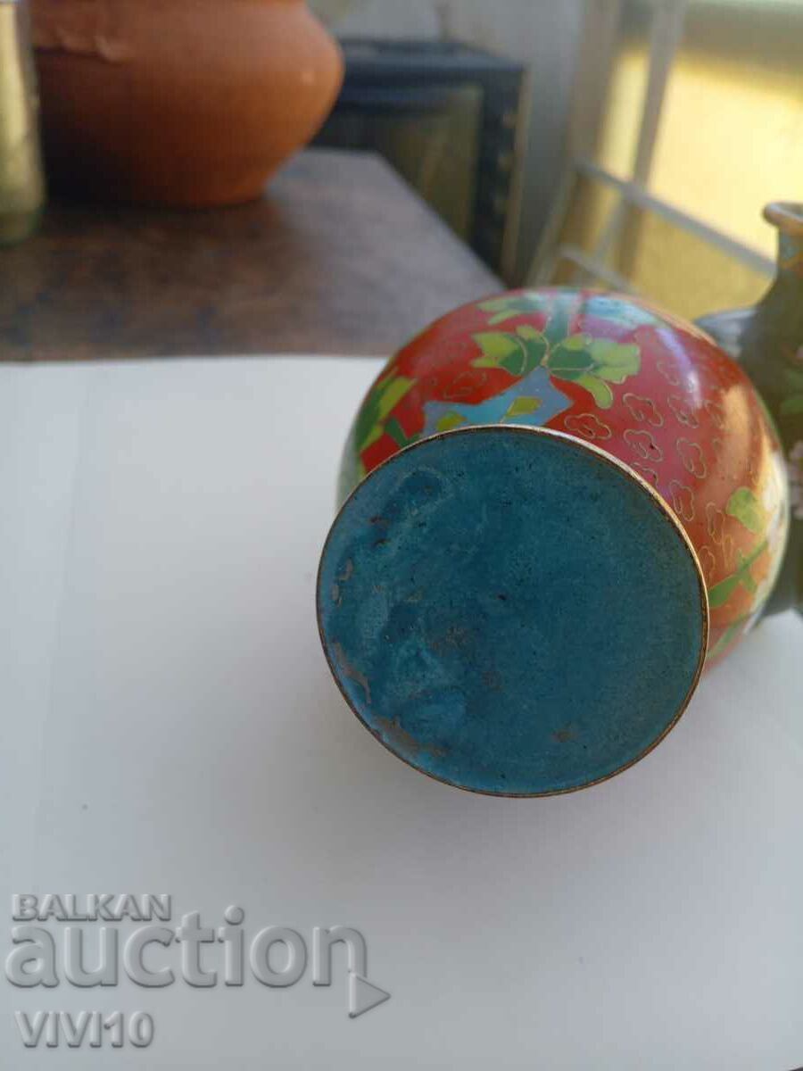 Delivery of A gorgeous claison vase Delivery of A gorgeous claison vase