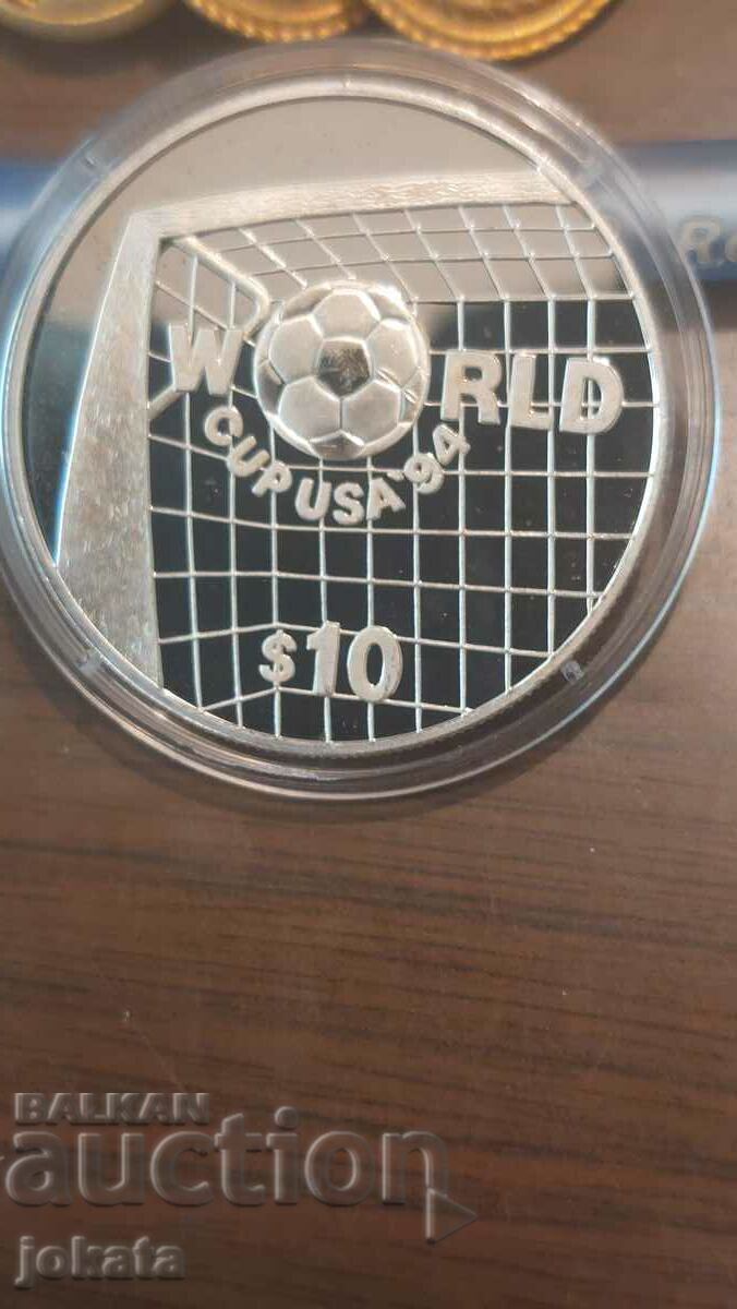 10 dollars Belize silver