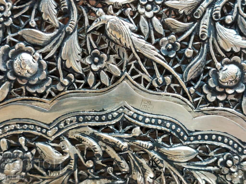 Delivery of Sachan silver ladies bag, rich inlay Delivery of Sachan silver ladies bag, rich inlay