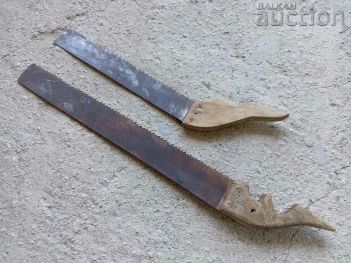 Delivery of antique primitive woodworking saw lot Delivery of antique primitive woodworking saw lot