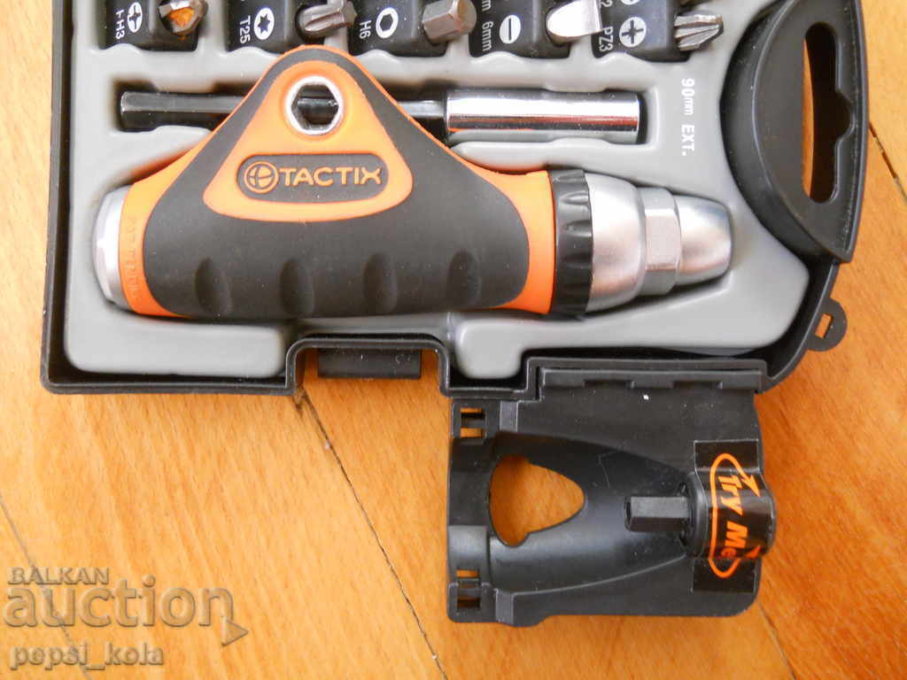 Δημοπρασία Σετ κατσαβιδιών με ένθετα και μύτες Δημοπρασία Σετ κατσαβιδιών με ένθετα και μύτες