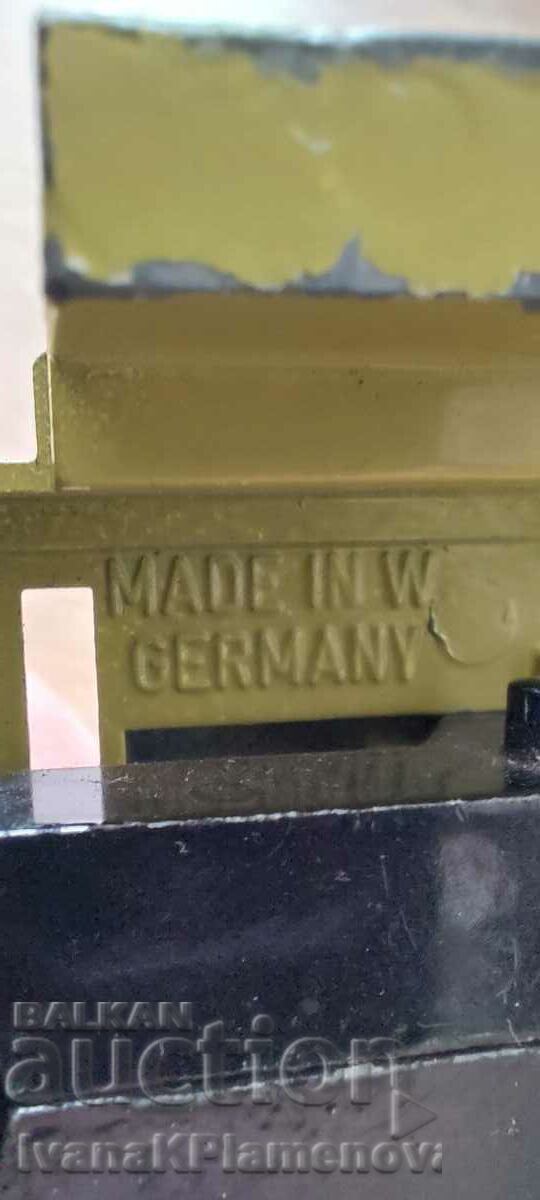 Delivery of Trolley metal for collectors Delivery of Trolley metal for collectors