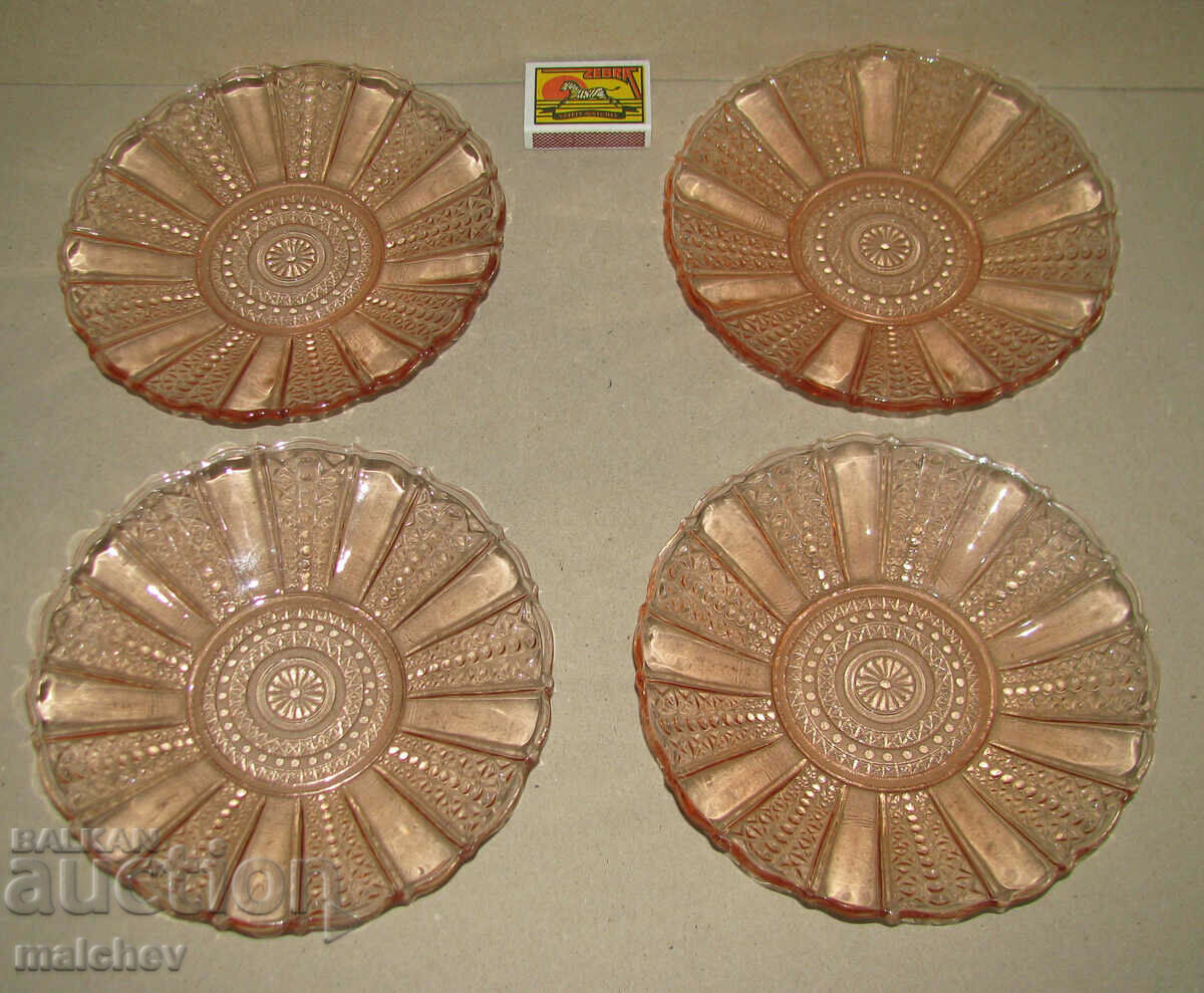 Lot of 4 plates and saucers 18cm rose glass, 1970s, excellent