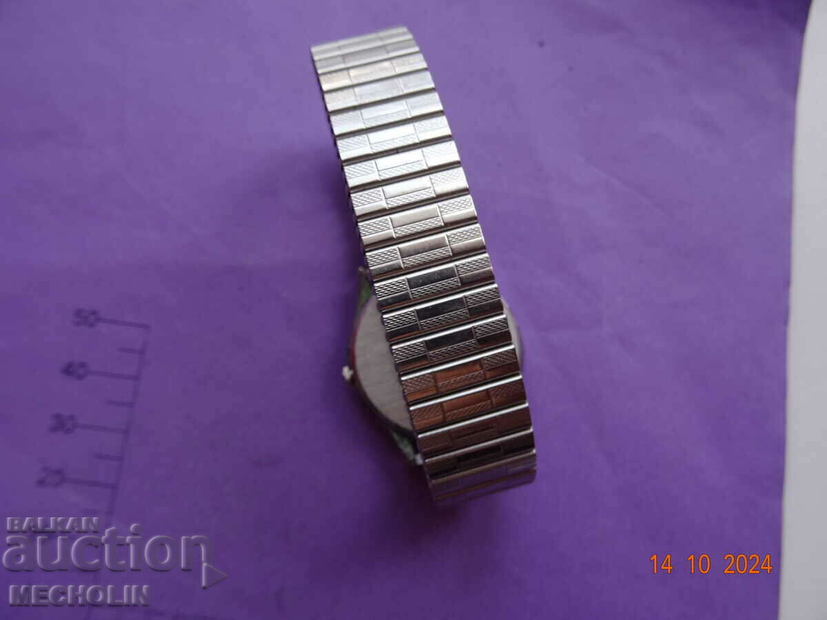 CITIZEN 3 JAPANESE COLLECTIBLE WATCH - 6 CITIZEN 3 JAPANESE COLLECTIBLE WATCH - 6