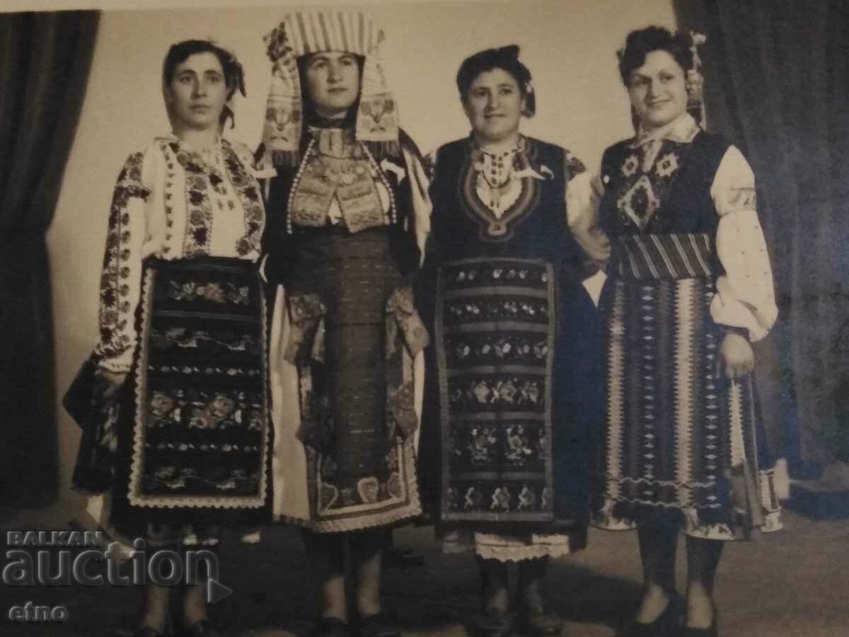 1955, old PHOTO, COSTUME, tinsel, cord