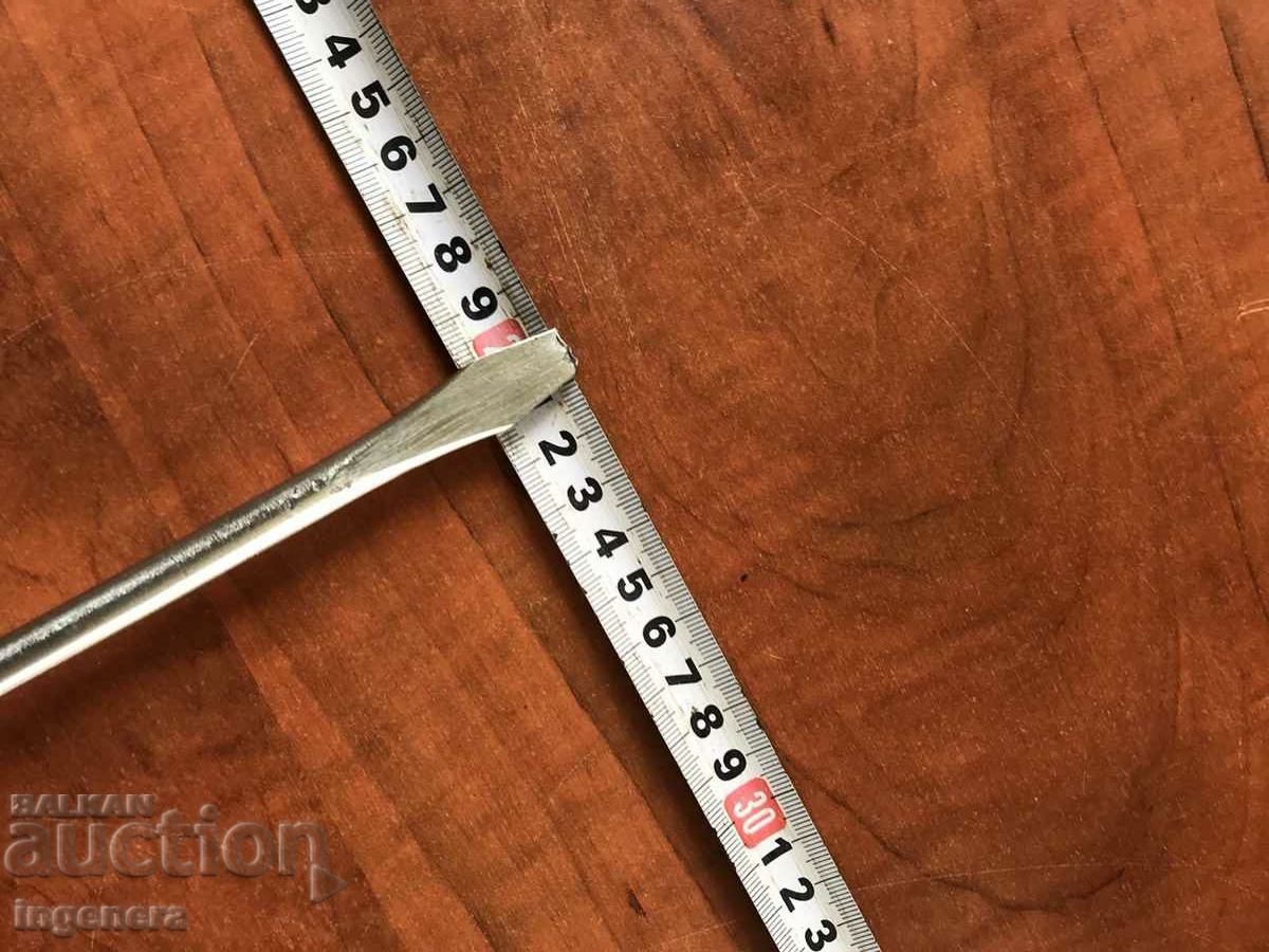 Livrarea GULER DE ȘURUFINE ȘI MÂNER GROS DIN LEMN