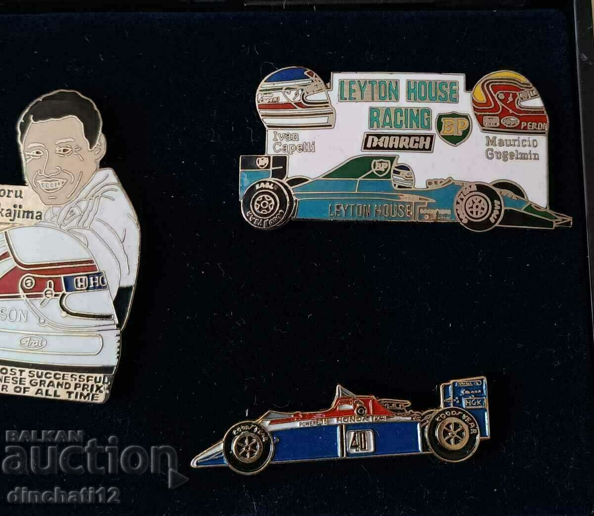 Lot of 3 badges. Formula 1 Car. Auto Moto - 5 Lot of 3 badges. Formula 1 Car. Auto Moto - 5