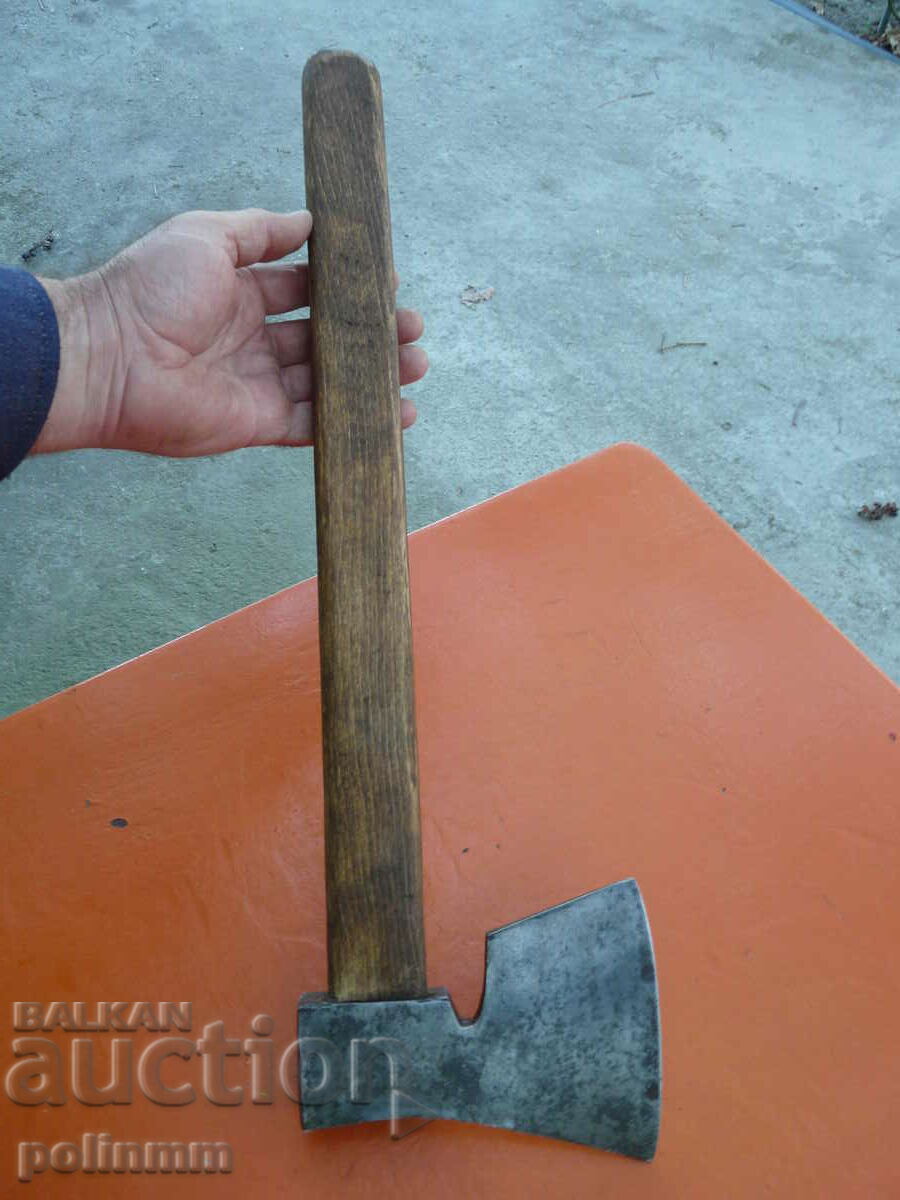 Old Oshenkopf chopping ax - 532 - 5