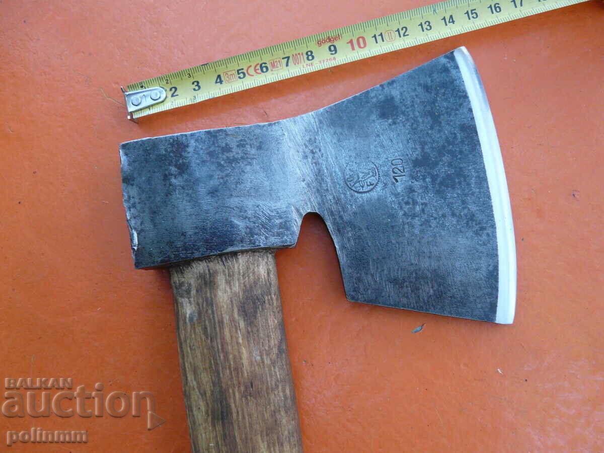 Old Oshenkopf chopping ax - 532