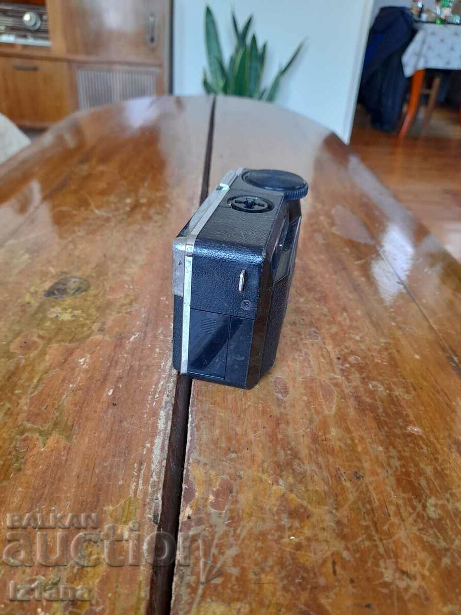 Old Kodak Instamatic 133 camera - 5 Old Kodak Instamatic 133 camera - 5