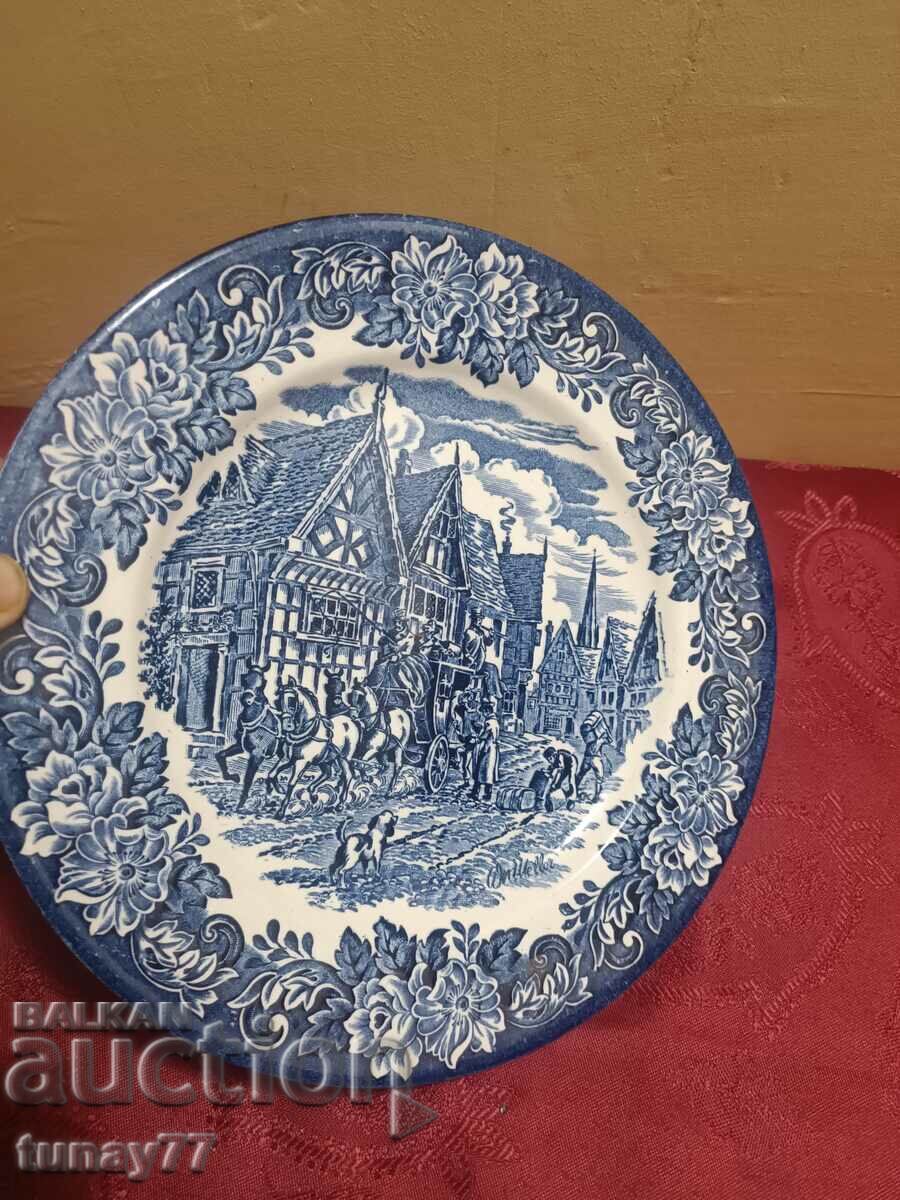 BEAUTIFUL PLATE