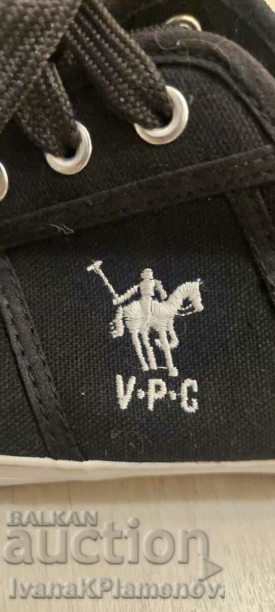 Auction  Men's sports shoes POLO CLUB