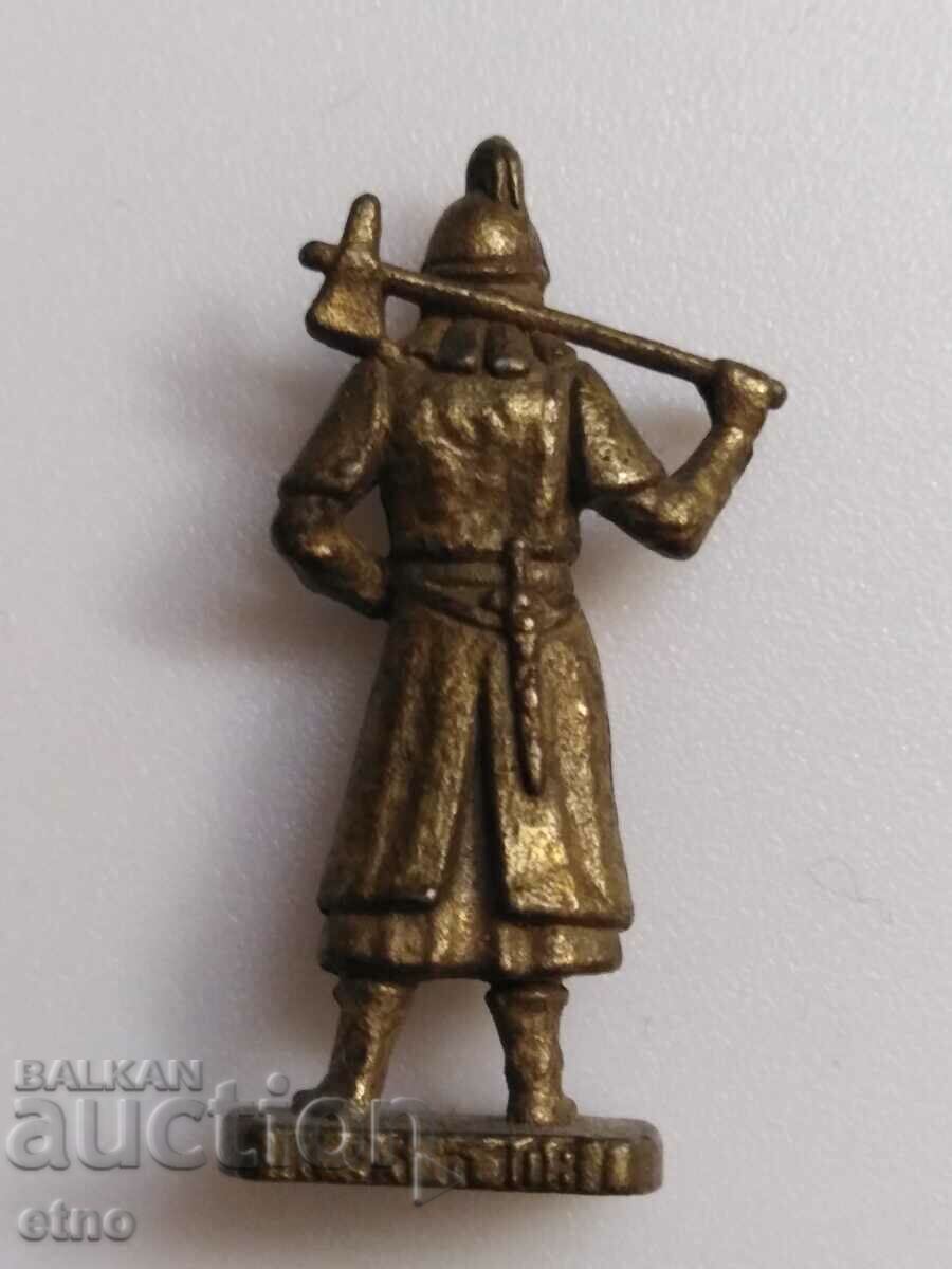 JUCĂRIE KINDER, Kinder, FIGURA, figurină cu preț 10.00 BGN | € 5.11 JUCĂRIE KINDER, Kinder, FIGURA, figurină cu preț 10.00 BGN | € 5.11