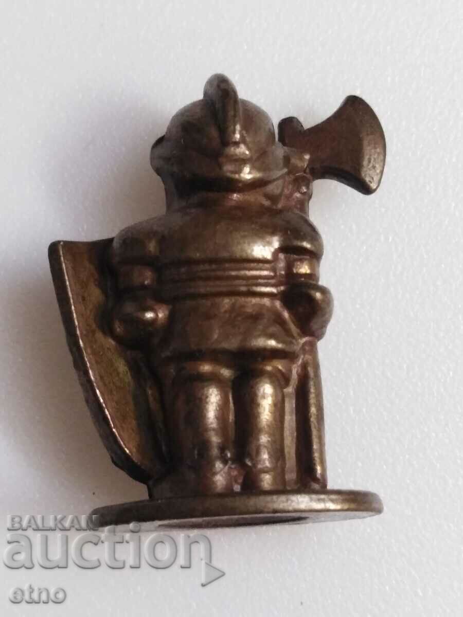 KINDER TOY, kinder, FIGURE, figurine with price 10.00 BGN | € 5.11