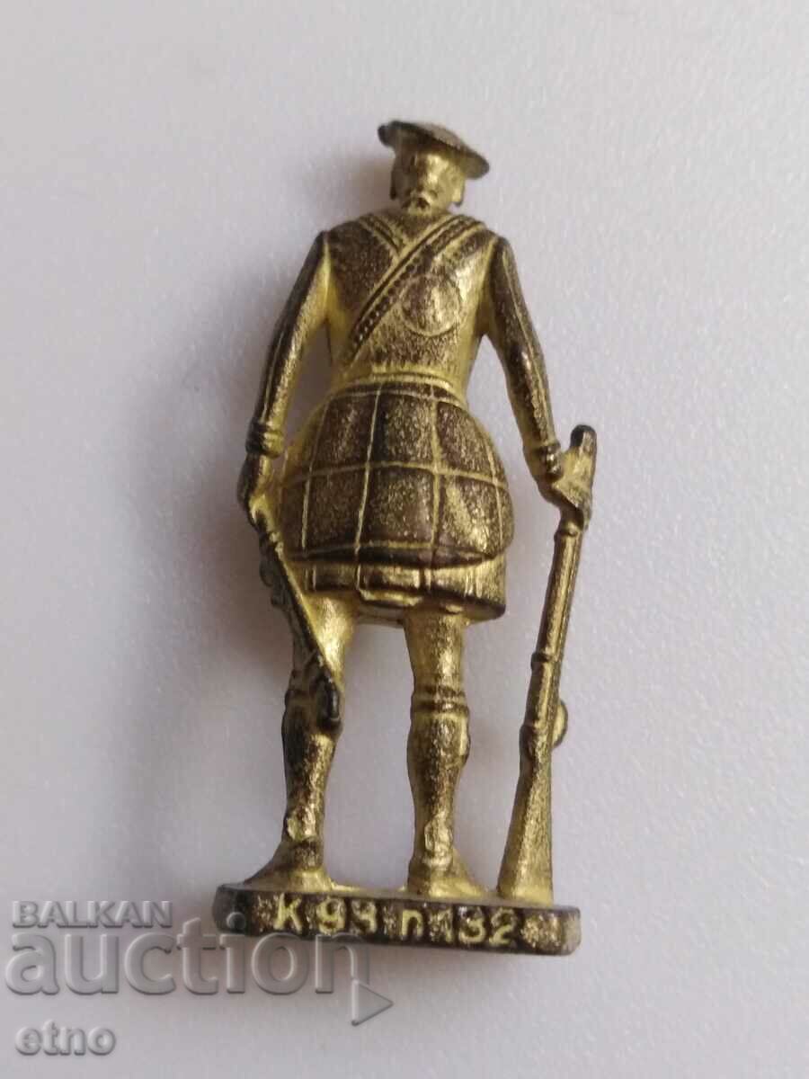 KINDER TOY, kinder, ΦΙΓΟΥΡΑ, ειδώλιο με τιμή 20.00 BGN | € 10.23 KINDER TOY, kinder, ΦΙΓΟΥΡΑ, ειδώλιο με τιμή 20.00 BGN | € 10.23