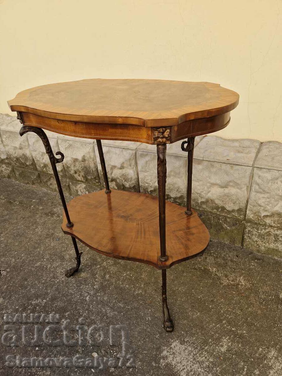 Livrarea Masă unică din lemn francez cu marqueterie și picioare din bronz