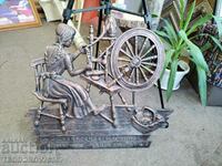 bronze sculpture "The Little Spinner"