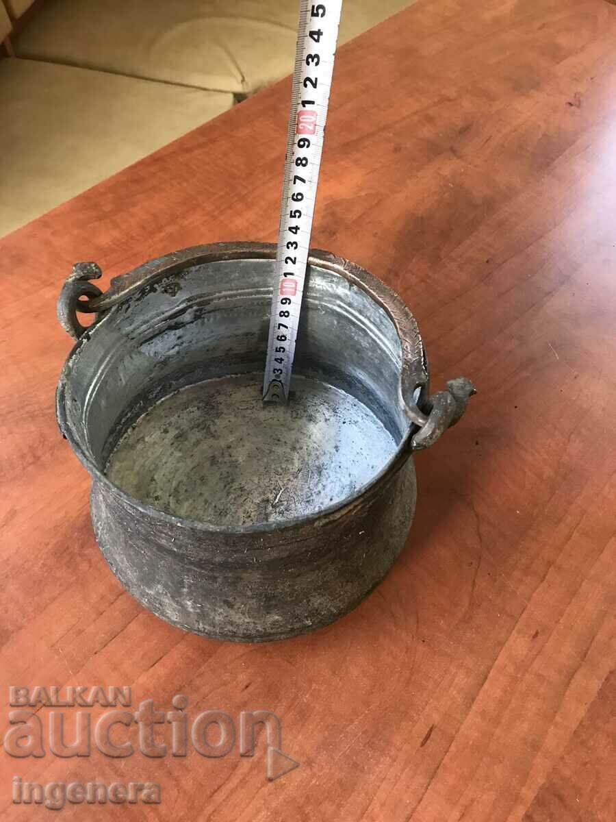 Auction COTTLE COTTLE MENCHE COPPER MED ANTIQUE VESSEL - 2.5 LITERS Auction COTTLE COTTLE MENCHE COPPER MED ANTIQUE VESSEL - 2.5 LITERS