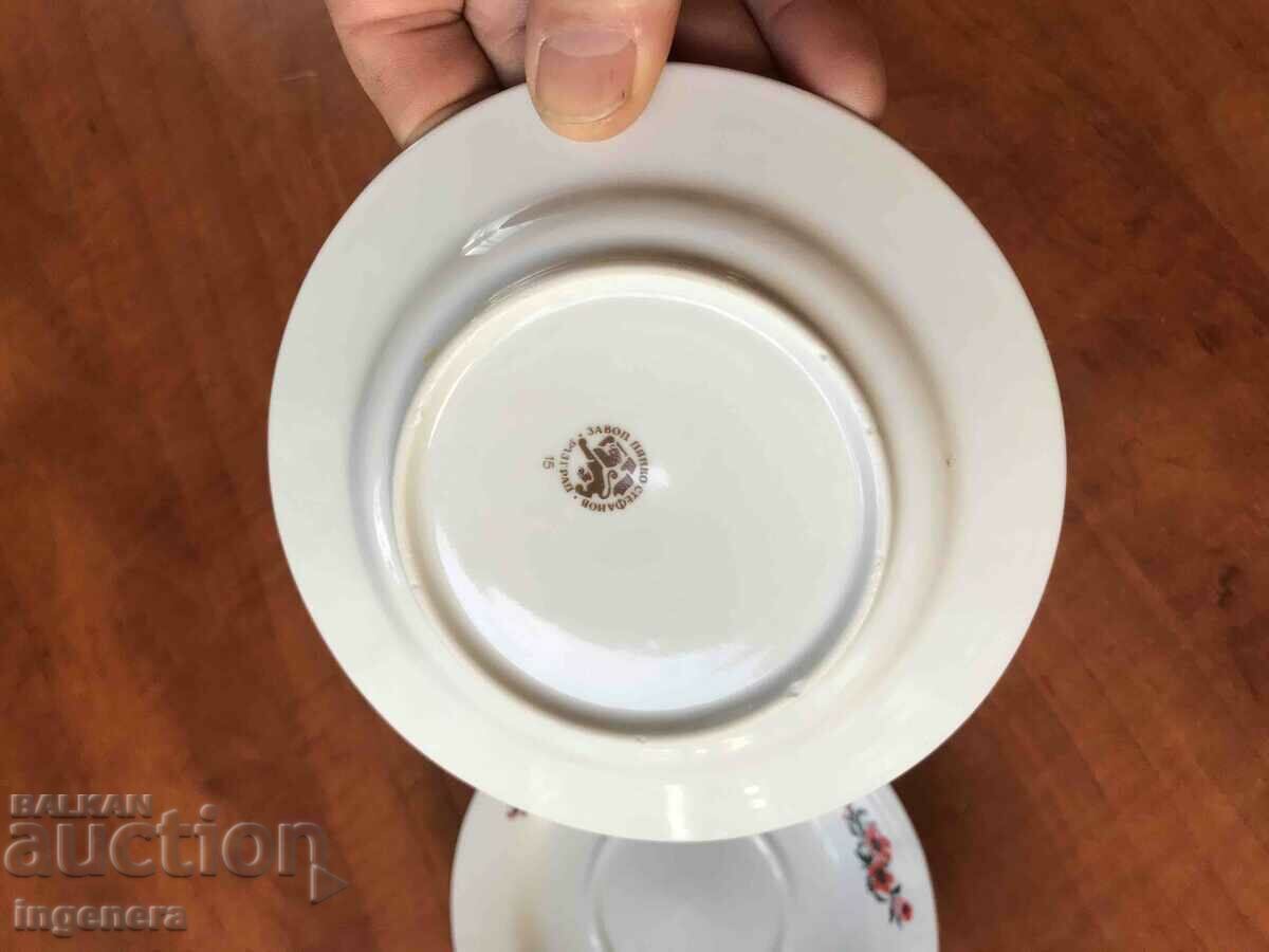 Auction PORCELAIN PLATE PLATE PLATES - 2 PCS. Auction PORCELAIN PLATE PLATE PLATES - 2 PCS.