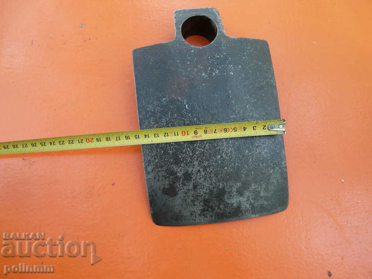 A massive English Trench Tool- 47 with price 50.00 BGN | € 25.56