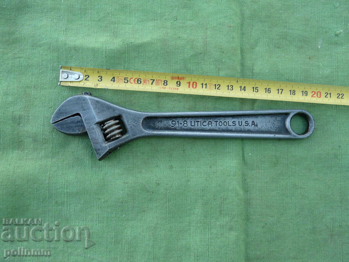 Ποιοτικό αμερικανικό ανοιχτό κλειδί - 303 με τιμή 35.00 BGN | € 17.90 Ποιοτικό αμερικανικό ανοιχτό κλειδί - 303 με τιμή 35.00 BGN | € 17.90