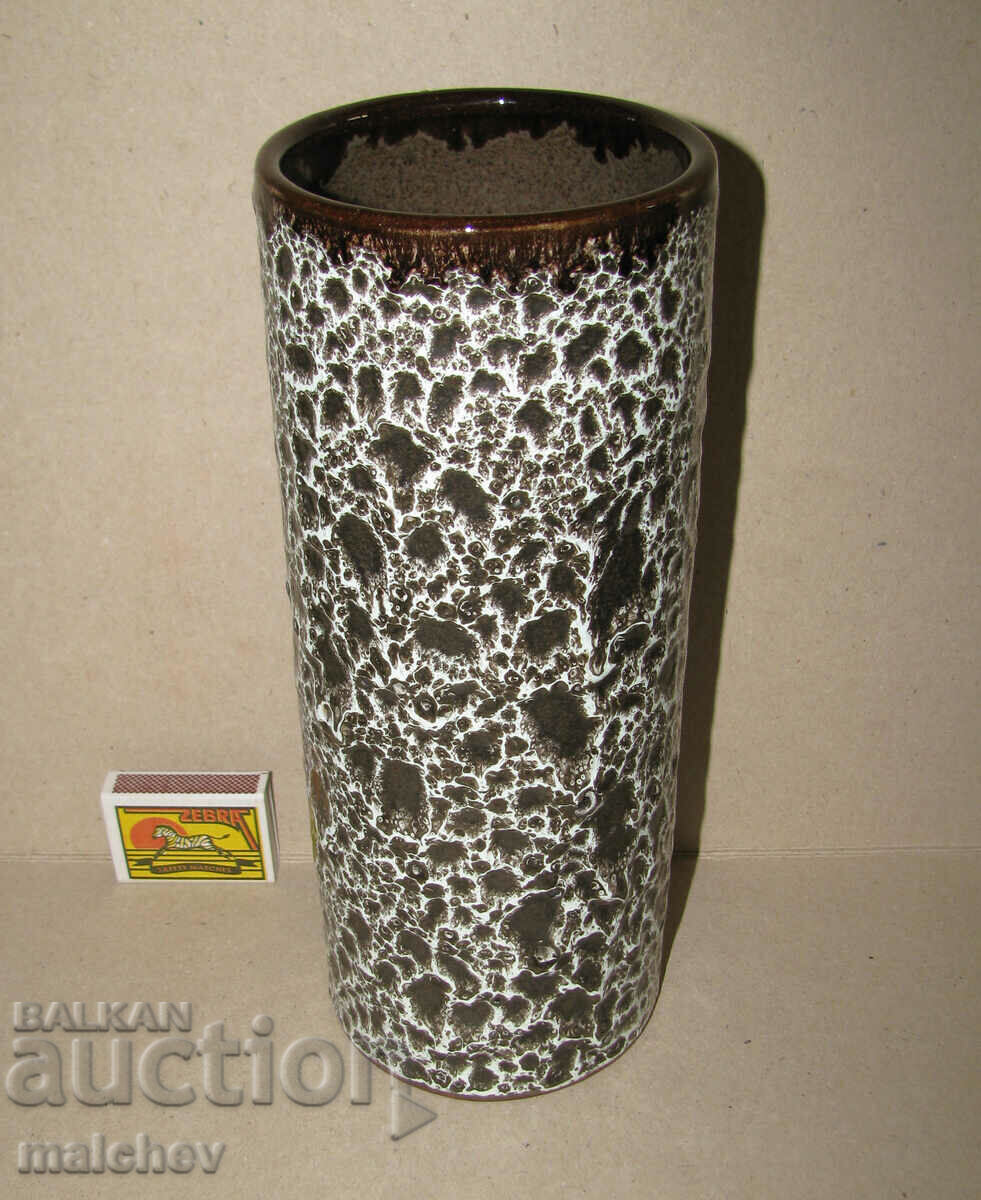 Large ceramic vase 25cm glaze. baked clay hand decorated.