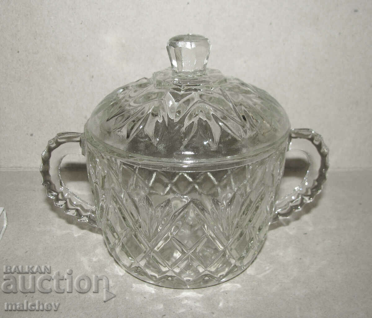 Sugar bowl 13 cm modern. lead-free crystalline glass crystalline