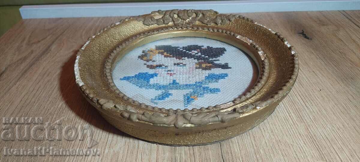 Tapiserie cu preț 20.00 BGN | € 10.23 Tapiserie cu preț 20.00 BGN | € 10.23