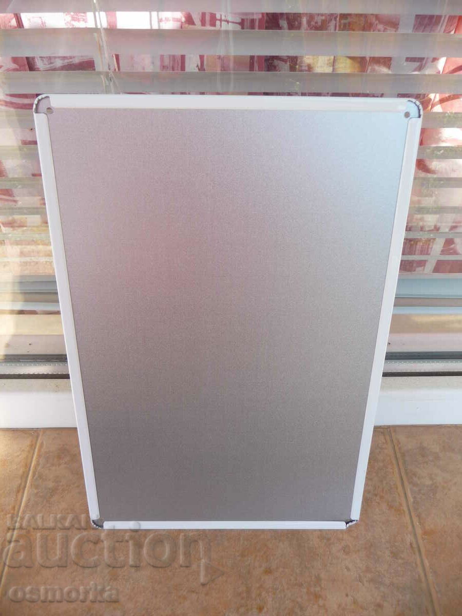 Auction Metal sign One beer please is drunk everywhere around the world Auction Metal sign One beer please is drunk everywhere around the world