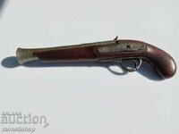 Replica flintlock gun