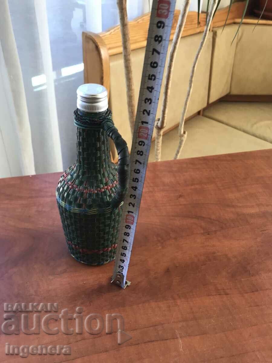 Auction BOTTLE BOTTLE BRAIDED FROM SOCA-500 ML. Auction BOTTLE BOTTLE BRAIDED FROM SOCA-500 ML.