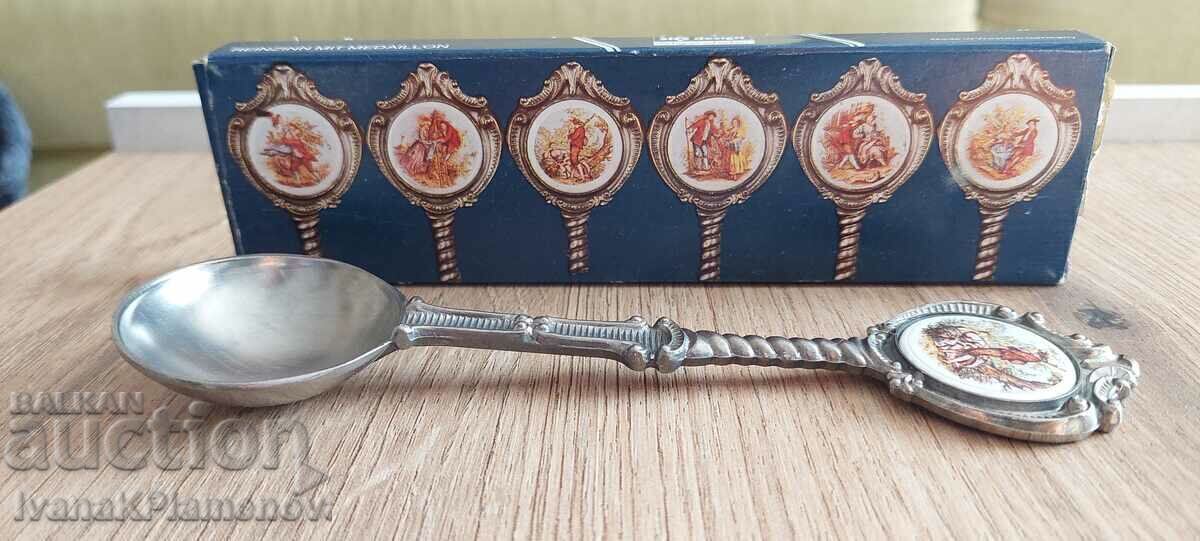 Παράδοση Ένα αναμνηστικό για συλλέκτες Παράδοση Ένα αναμνηστικό για συλλέκτες