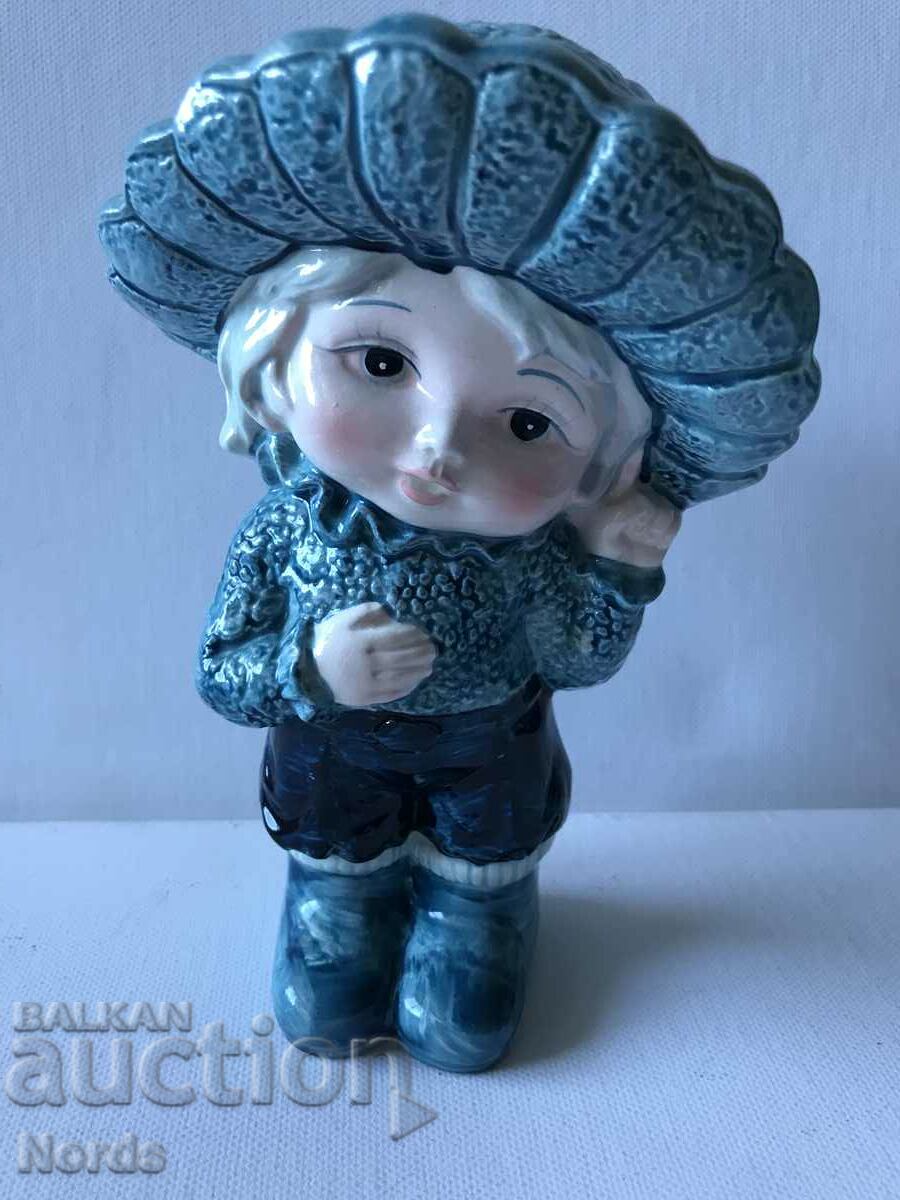 A beautiful porcelain figurine