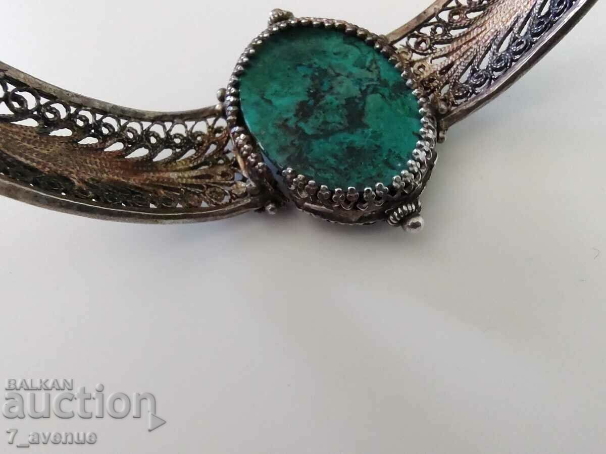 Delivery of Silver bracelet with green stone filigree, beautiful 10/19/2024 Delivery of Silver bracelet with green stone filigree, beautiful 10/19/2024