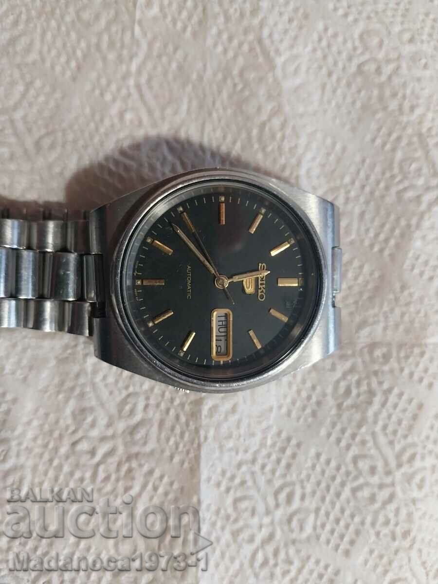 Πωλείται Seiko 5.