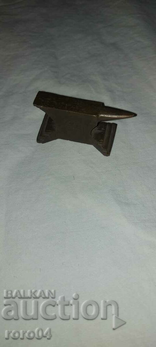 ANvil - JEWELRY - BRONZE