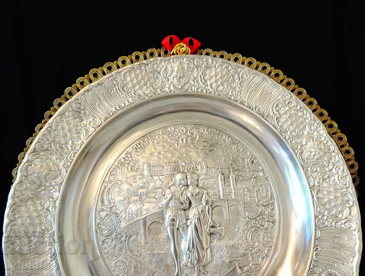 Pewter plate, panel, painting Lovers 31 cm., pewter wedding with price 299.00 BGN | € 152.88