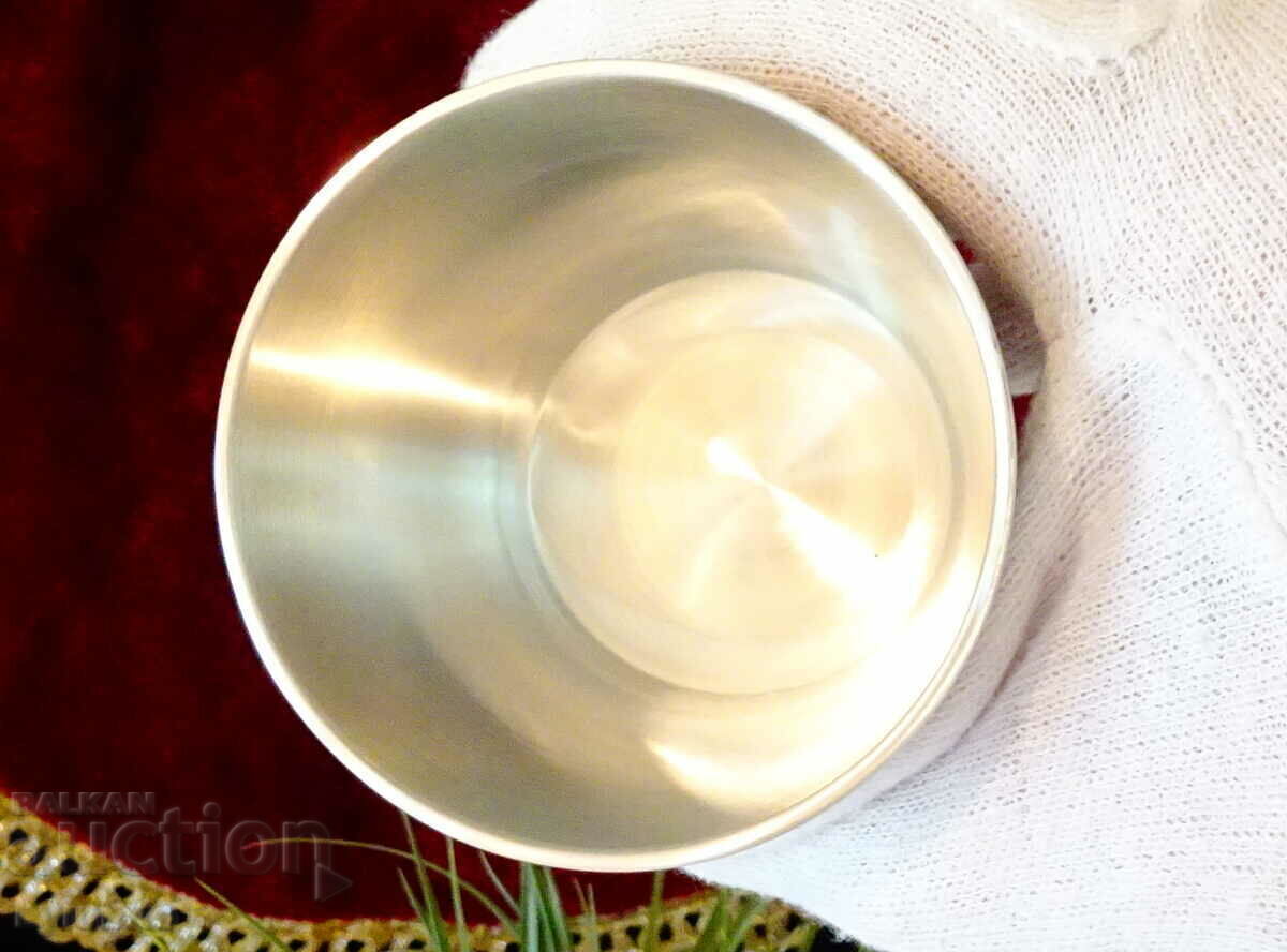 Tin wine goblet with knight, lady, wedding with price 56.00 BGN | € 28.63 Tin wine goblet with knight, lady, wedding with price 56.00 BGN | € 28.63