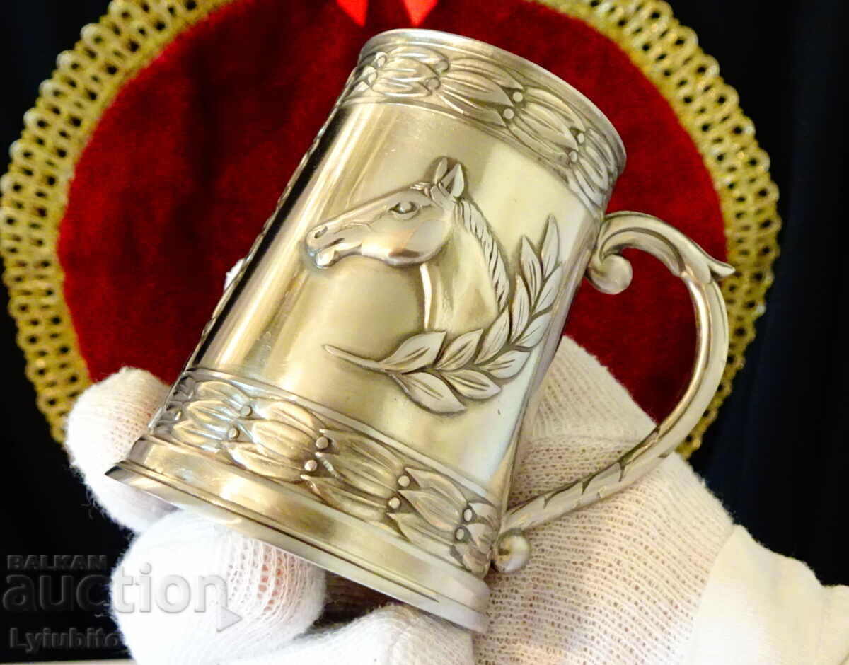 Silver-plated cup, horse, laurel wreath. - 5 Silver-plated cup, horse, laurel wreath. - 5